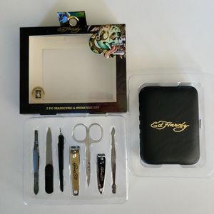 ED HARDY 7 Pc Men Manicure Pedicure Set Kit Fingernails Toe Nail Clippers Case